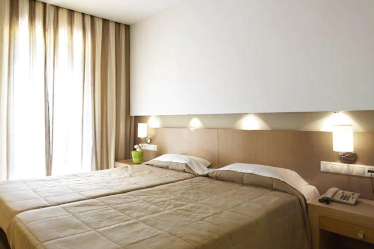 Astoria Hotel Troulos Ngoại thất bức ảnh
