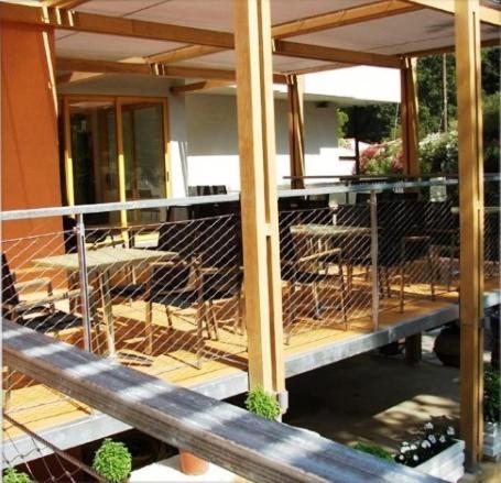Astoria Hotel Troulos Ngoại thất bức ảnh